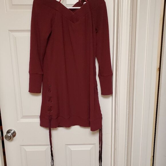 Doe & rae tunic size large wine color off shoulder rusched - Picture 5 of 7